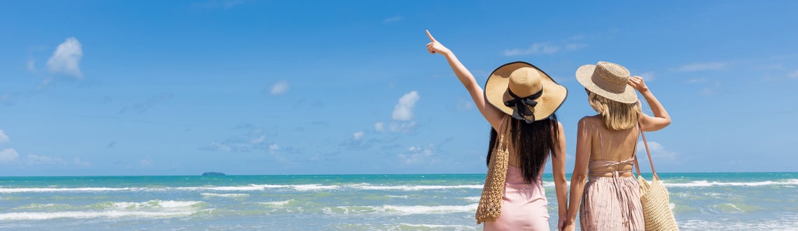 Dvě ženy na pláži