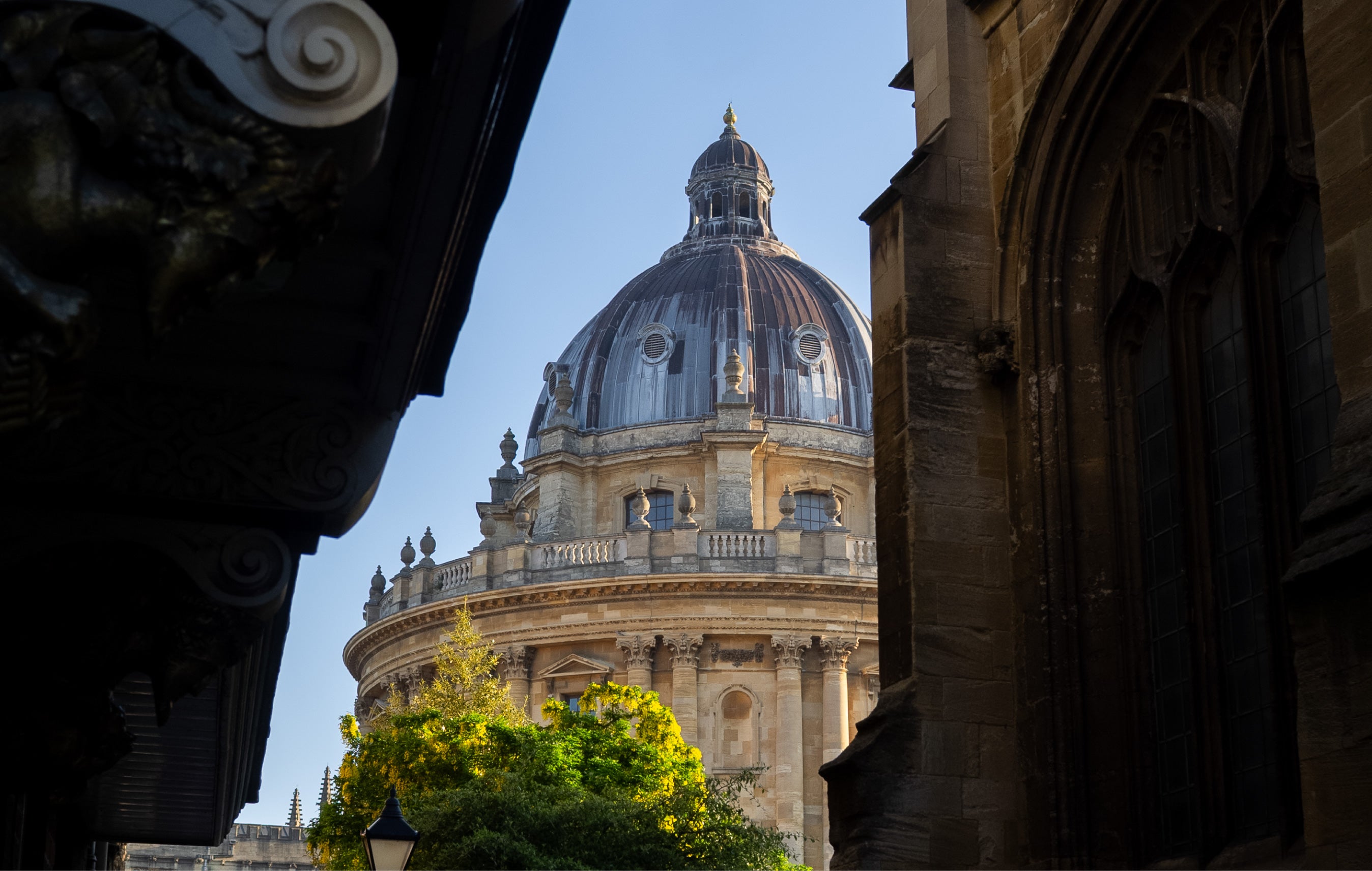 oxford's radcliffe camera on fujifilm by oxfordshire estate agent breckon & breckon