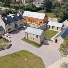 middle barton manor farm barns new homes
