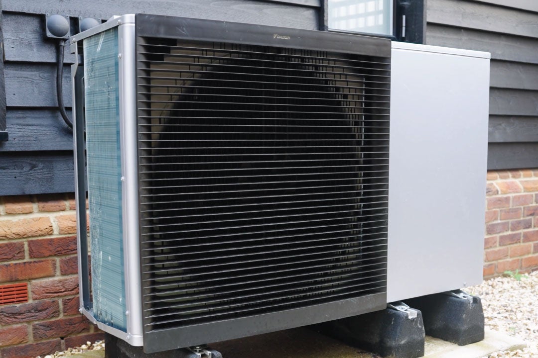 air source heat pump at meadow view buckinghamshire new home