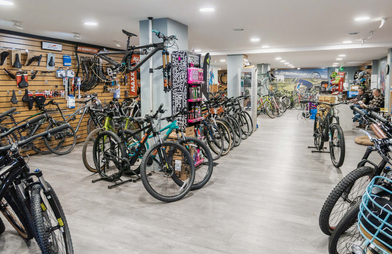 Oxfordshire Business Behind Bars Cycles Breckon Breckon