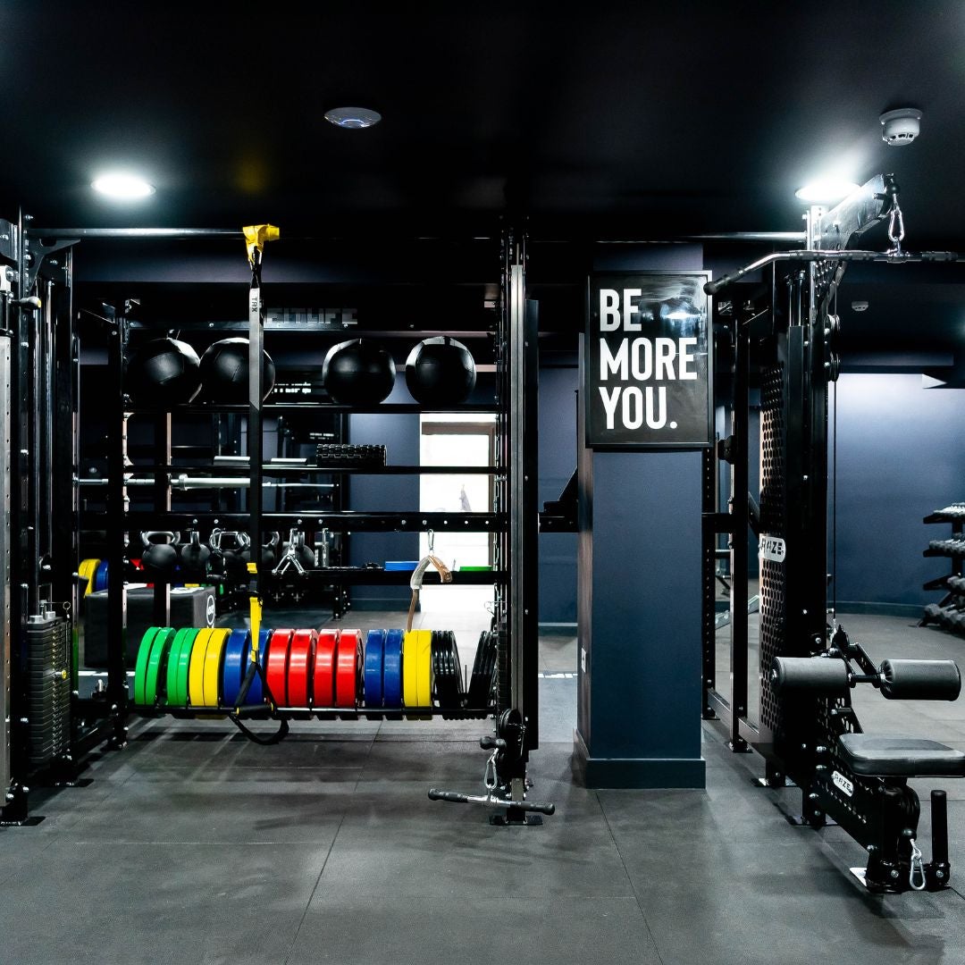 photo inside the gym 