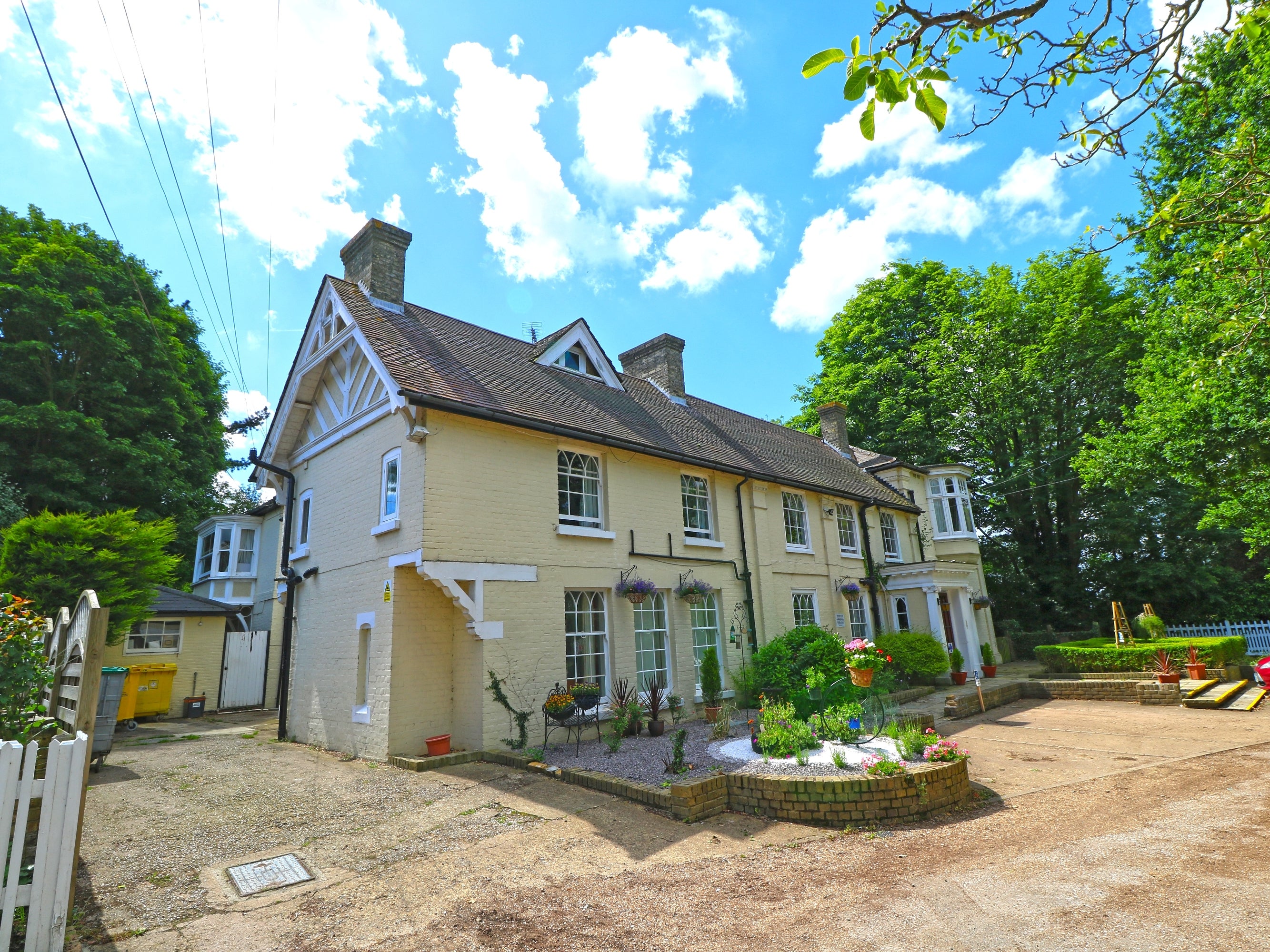 Ashview Nursing Home in East Hertfordshire