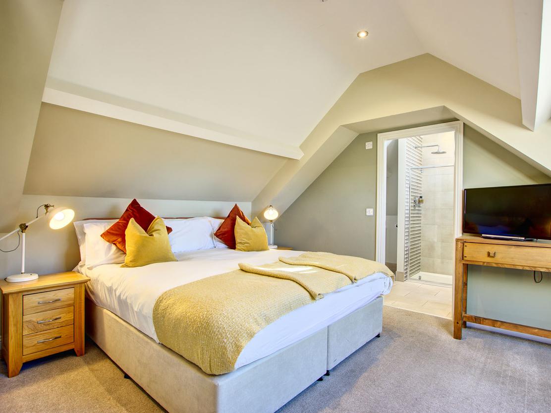 property image-19