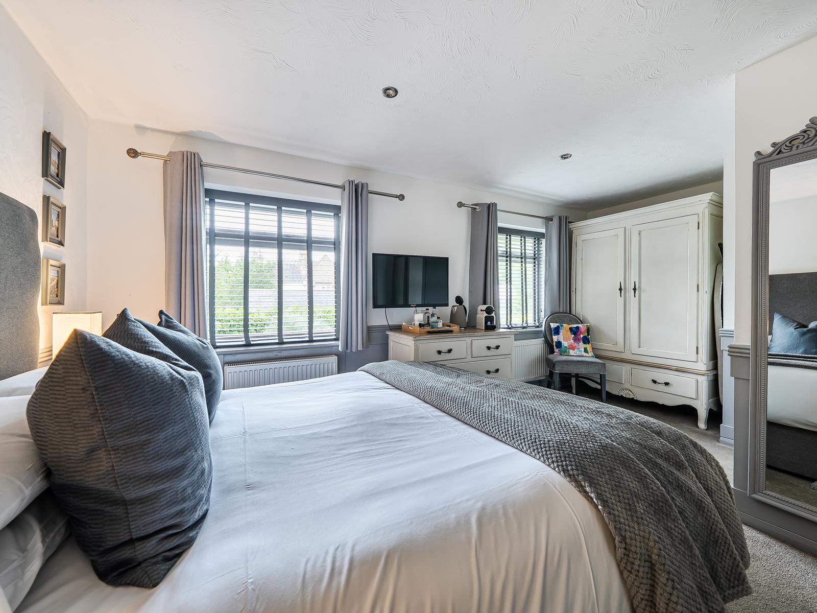 property image-16