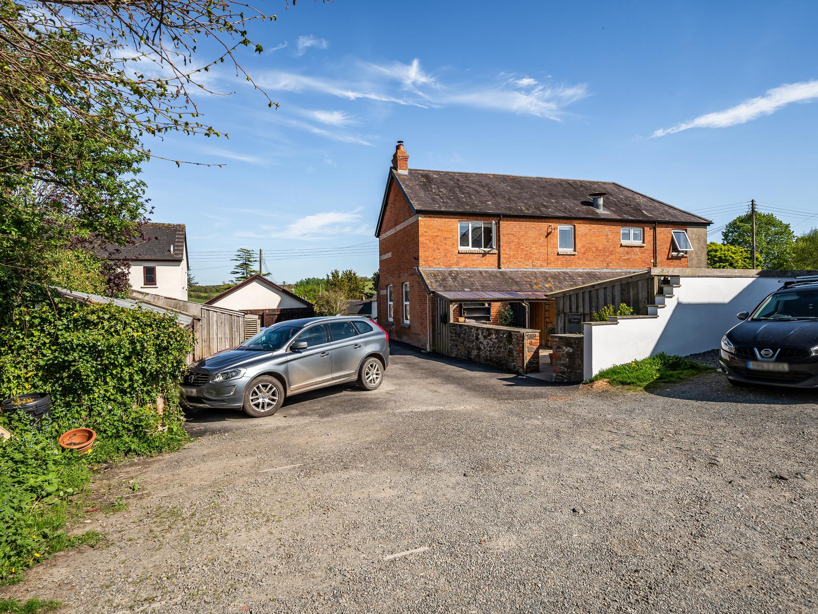property image-17