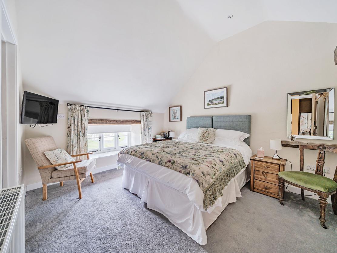 property image-7
