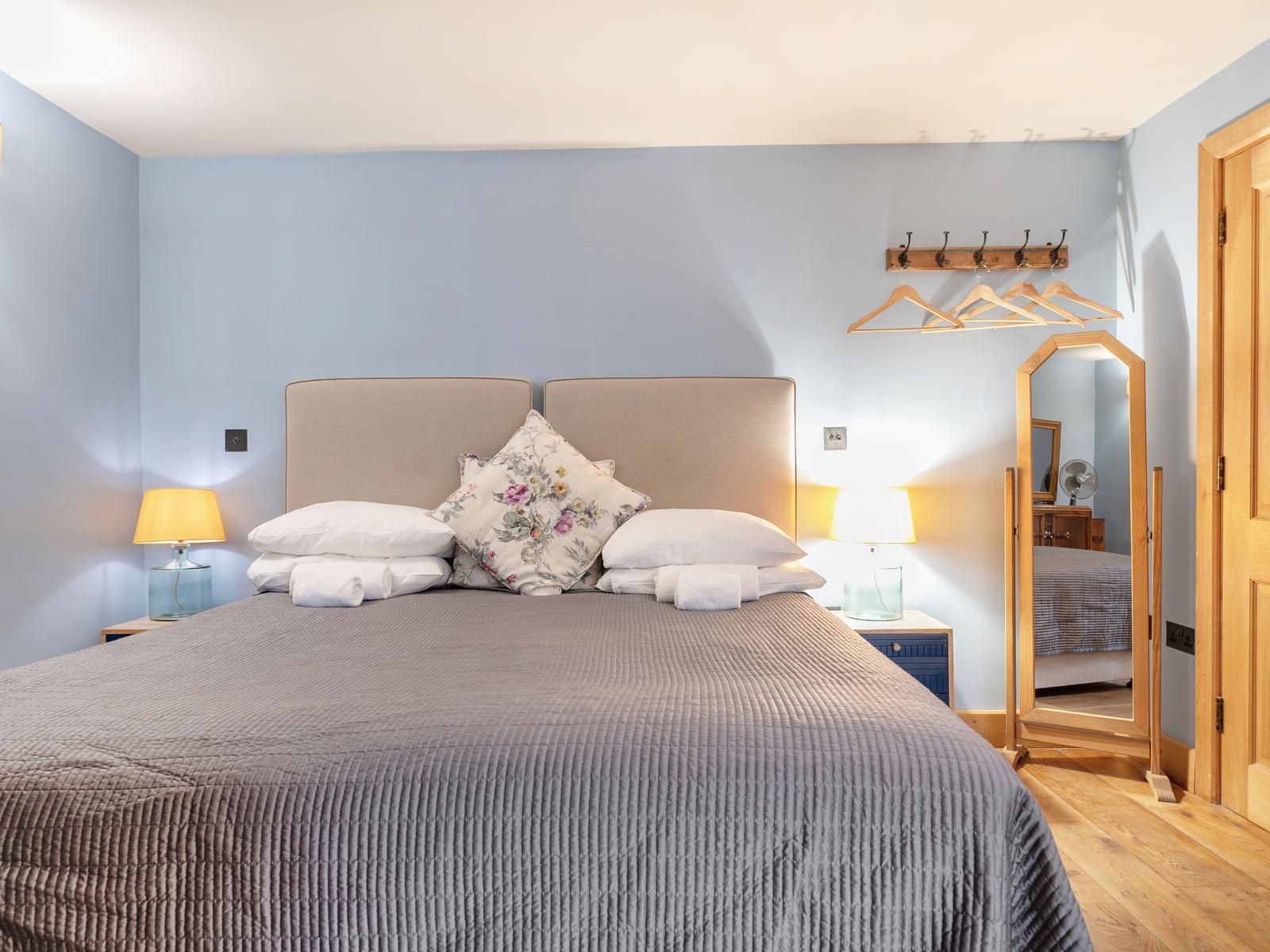 property image-14