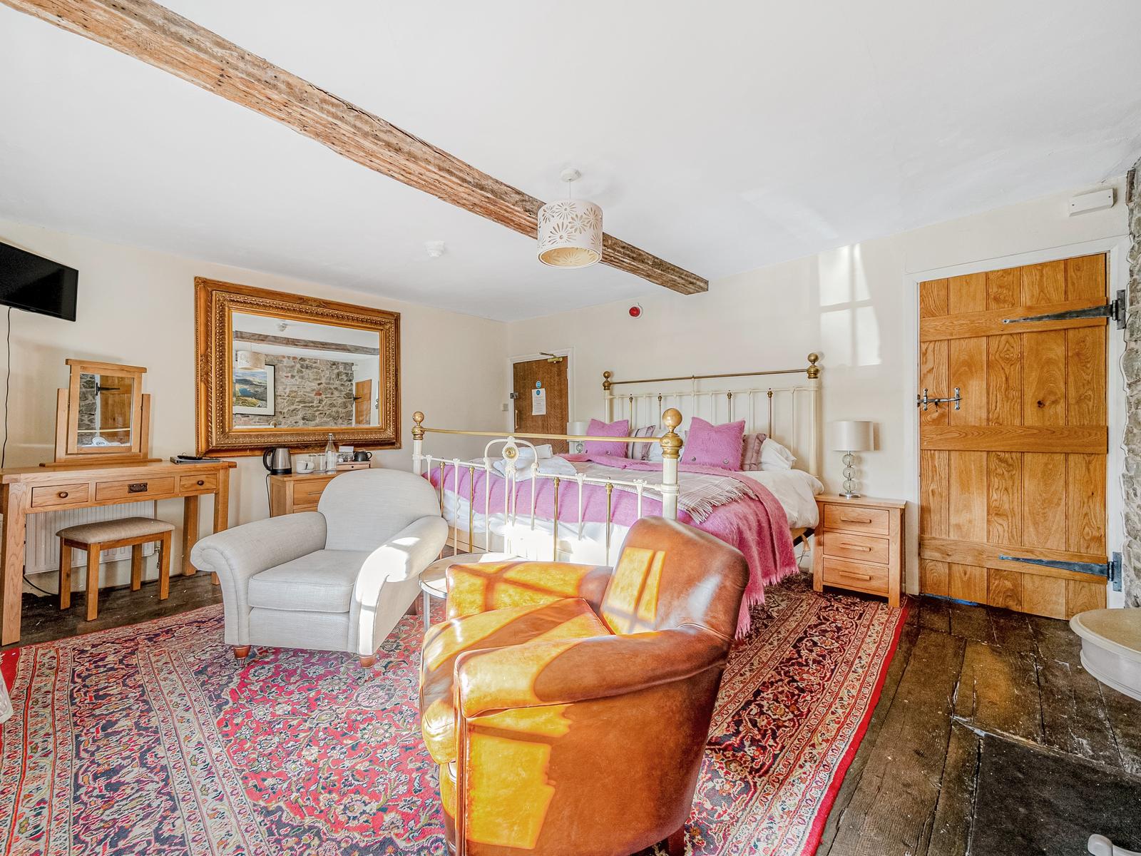 property image-7