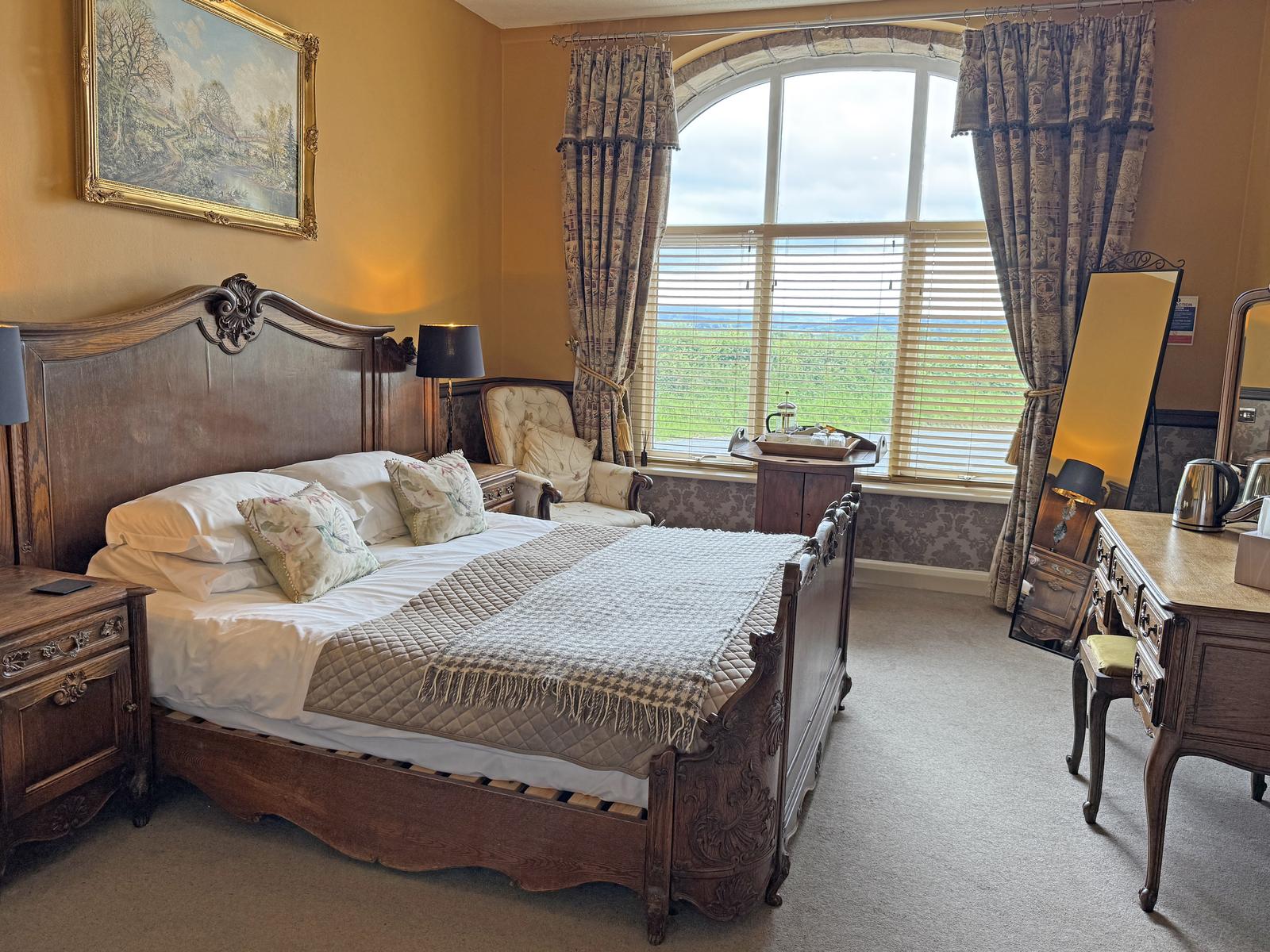 property image-9