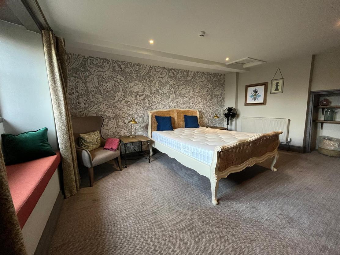 property image-11