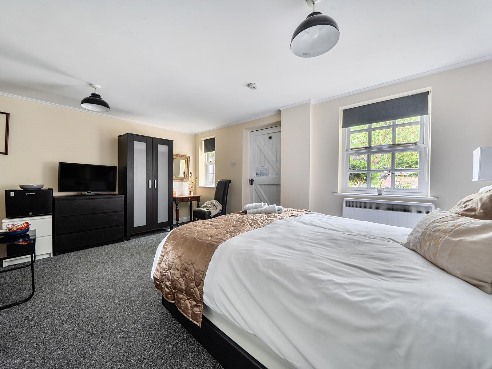 property image-24
