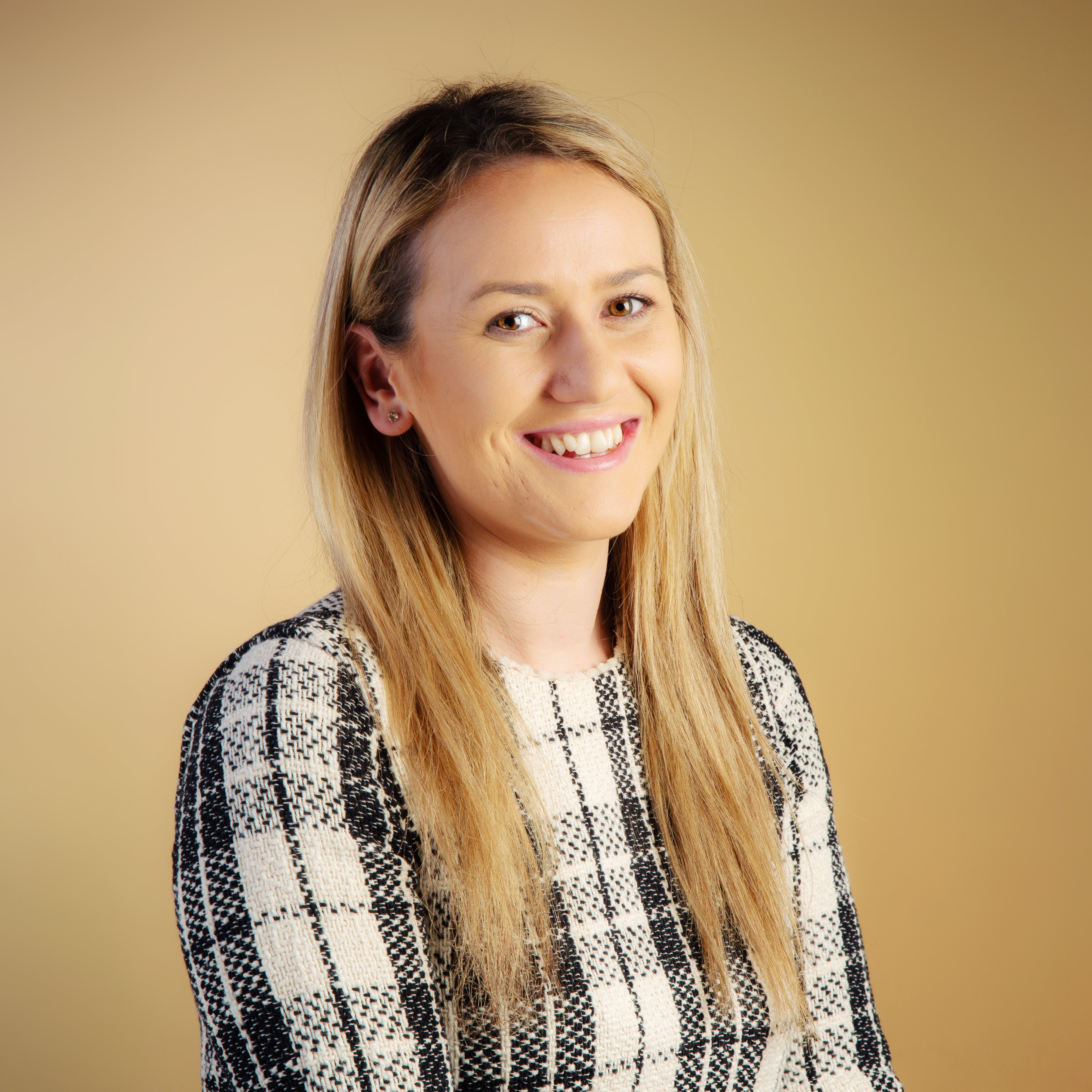 Saoirse Duddy, Business Agent - Healthcare, Christie & Co