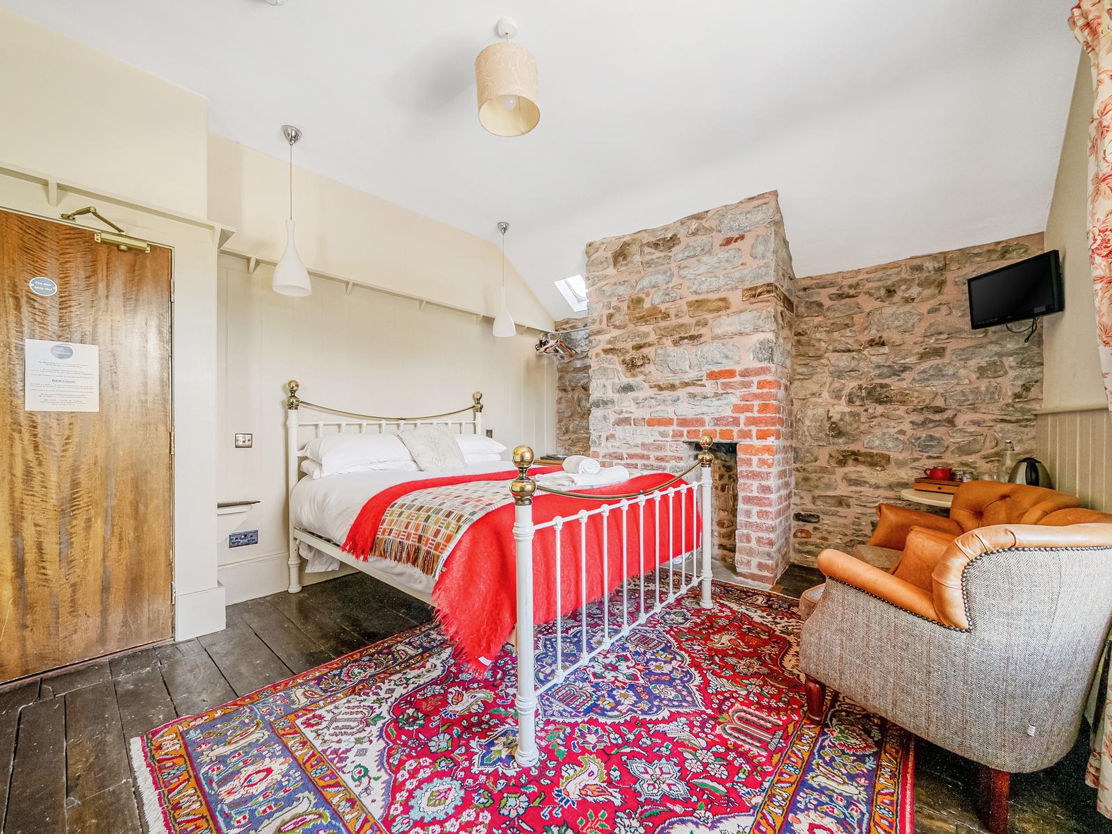 property image-11