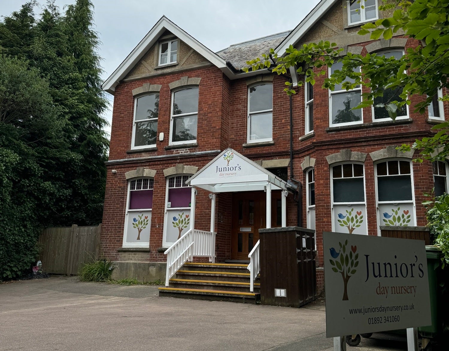 Junior's Day Nursery in Tunbridge Wells