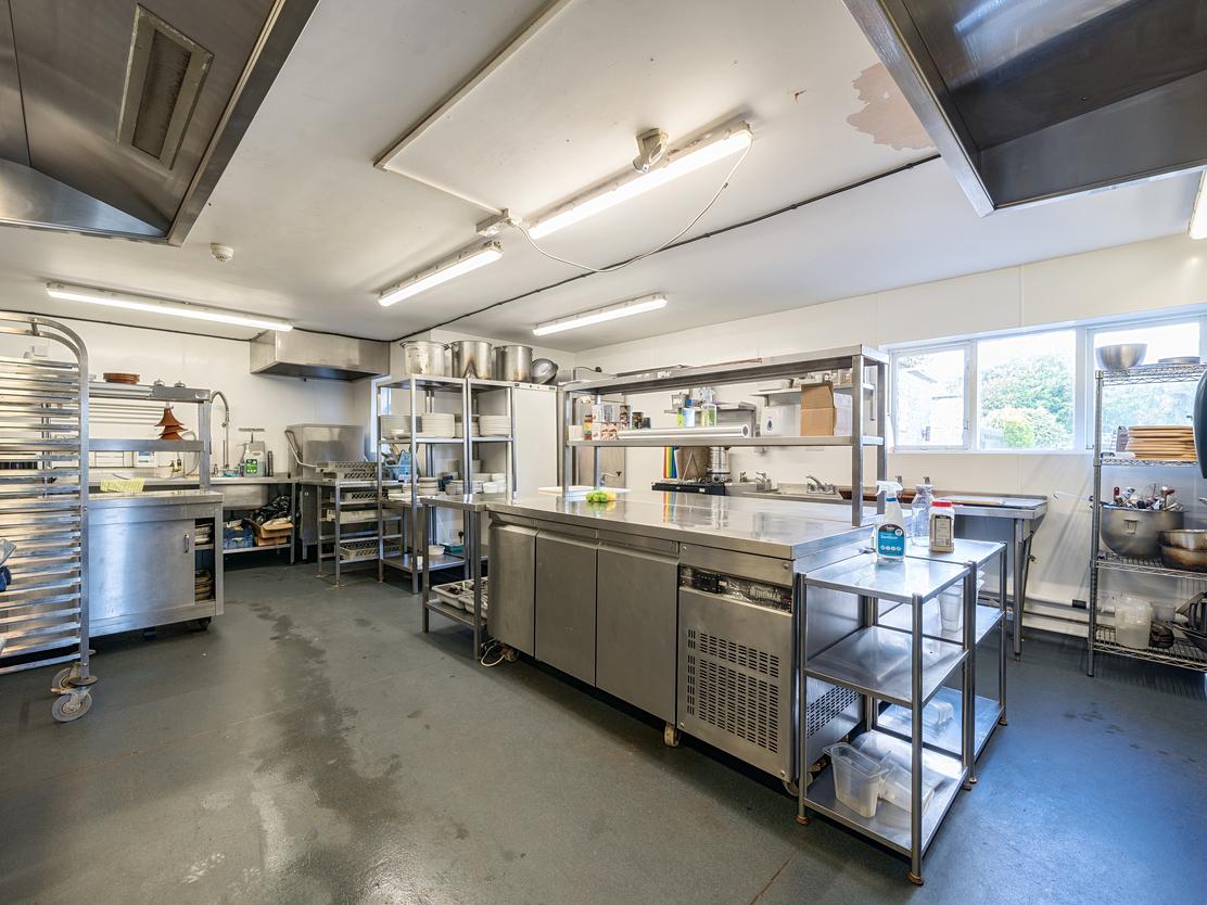 property image-4