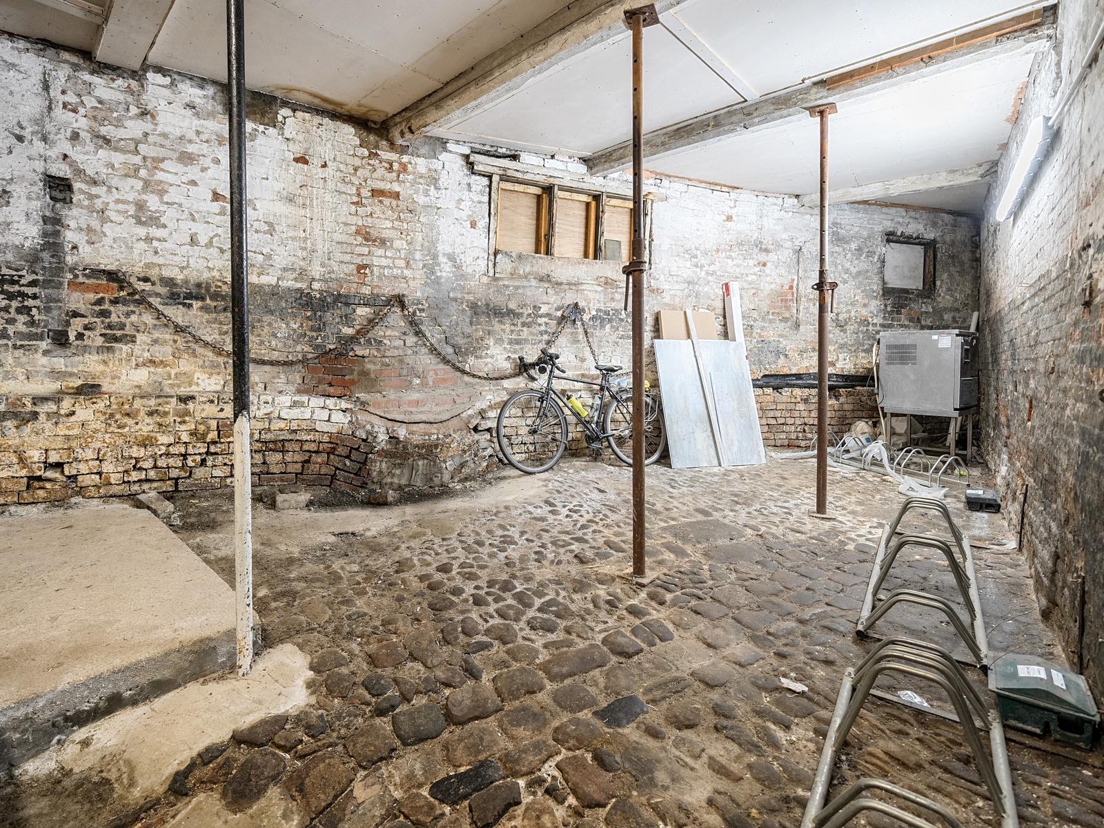 property image-33