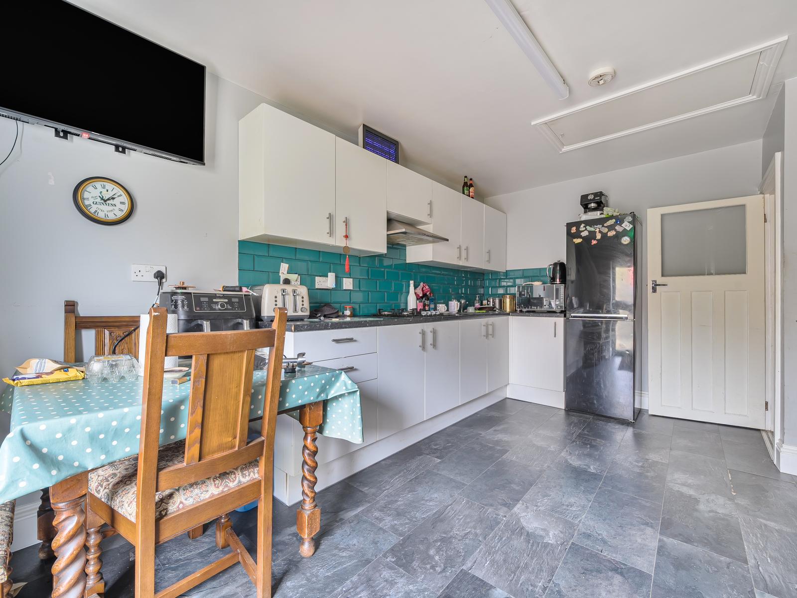 property image-11