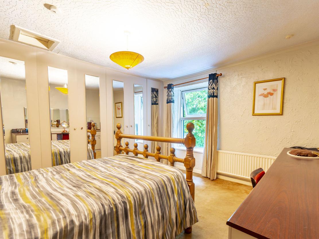 property image-10