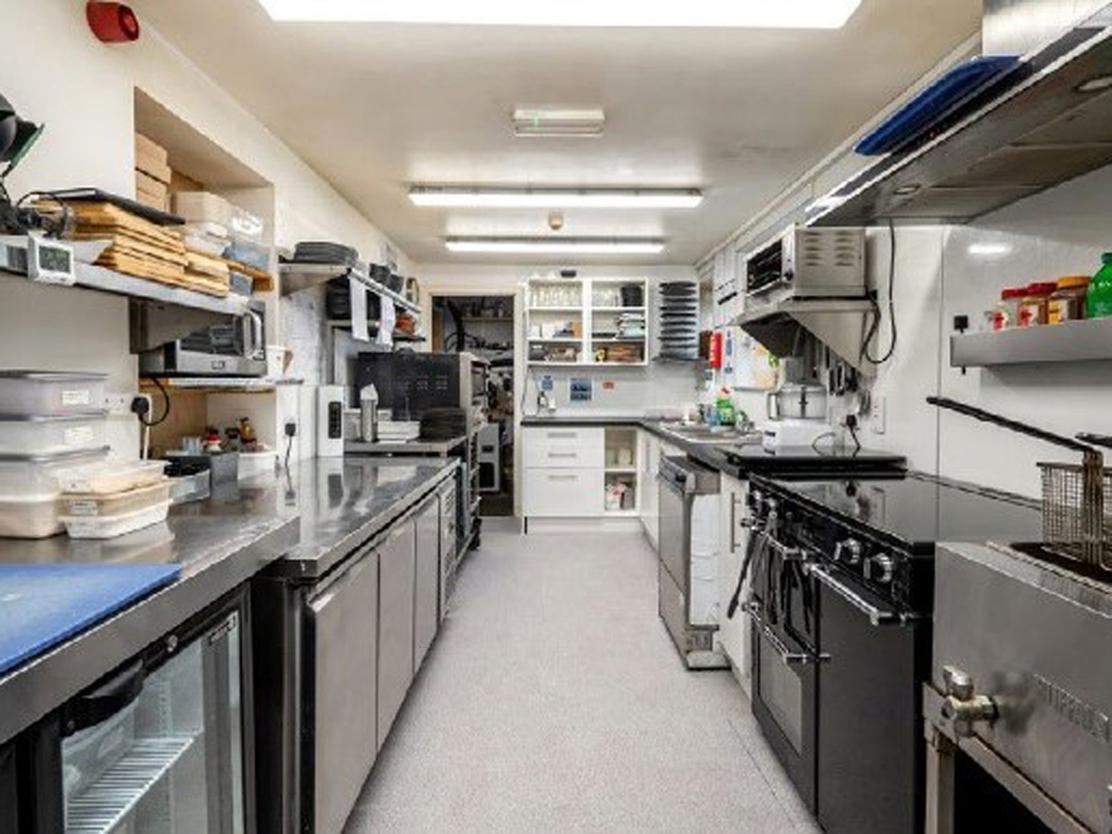 property image-4