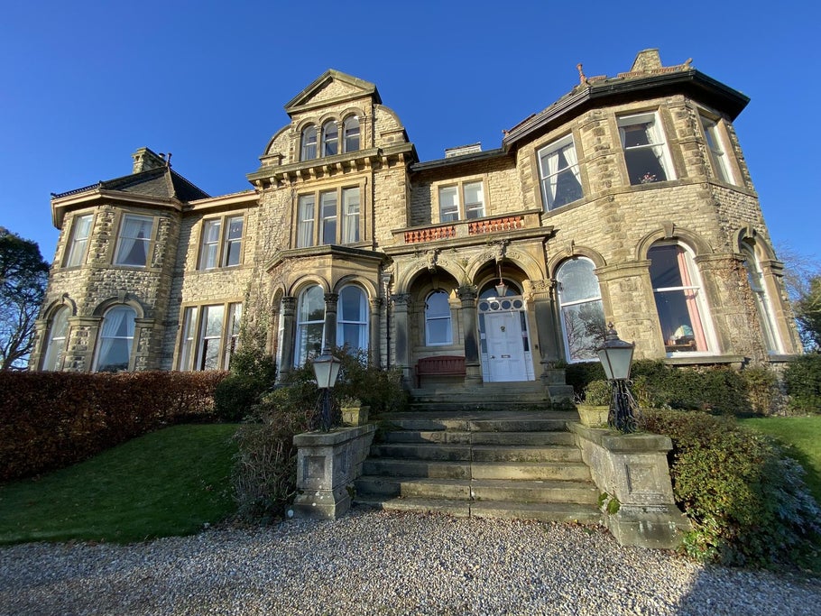 Bellfield Suites