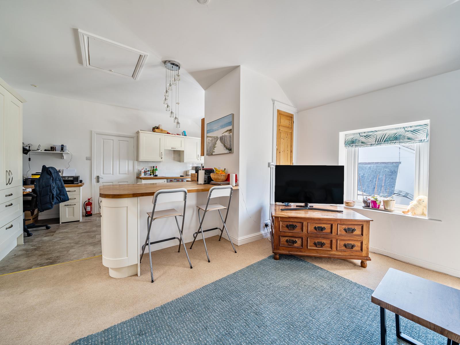 property image-14