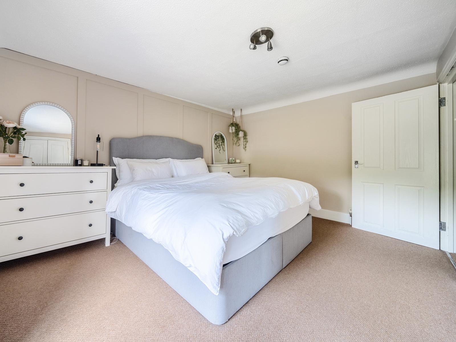 property image-10
