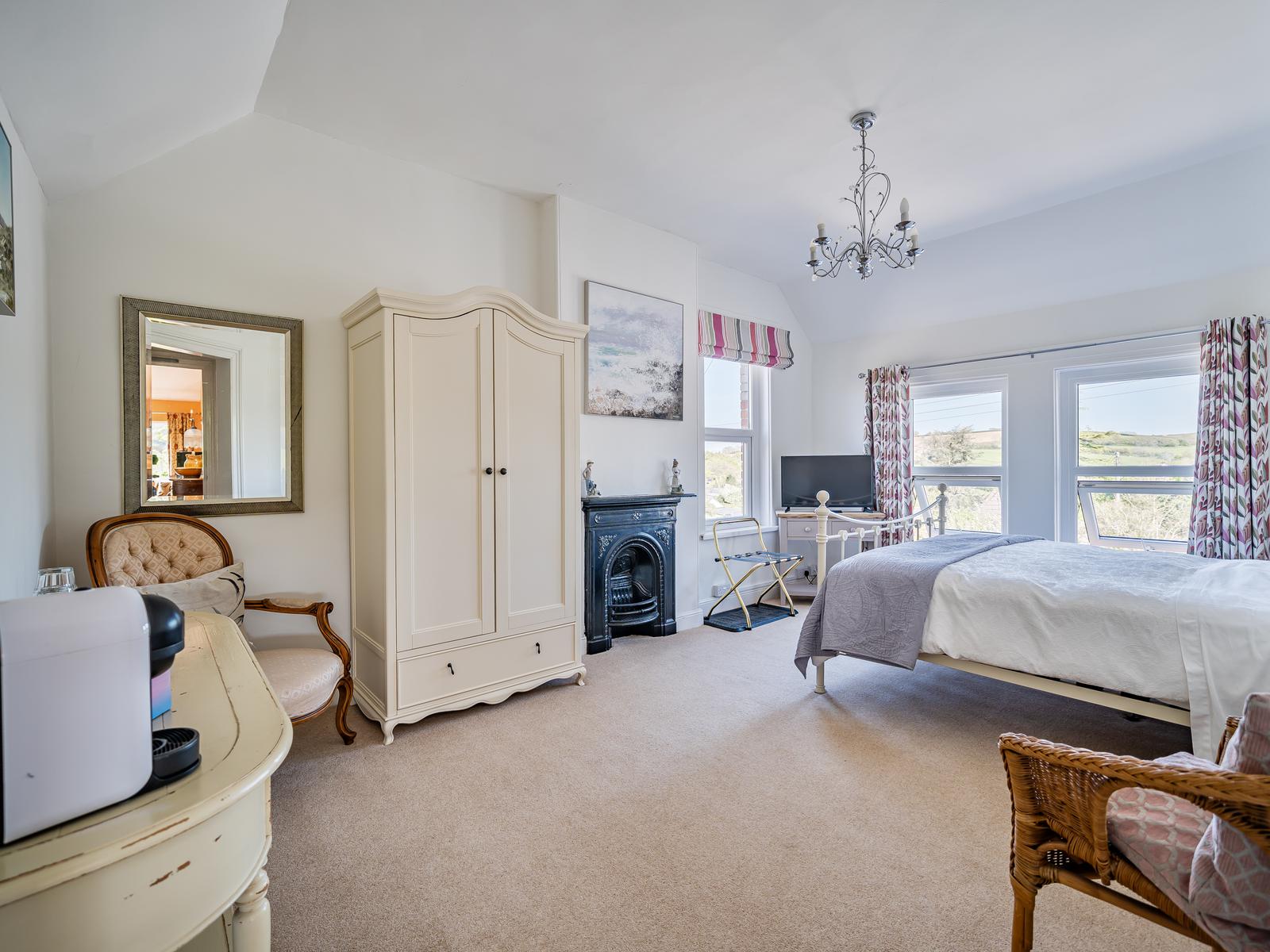 property image-11
