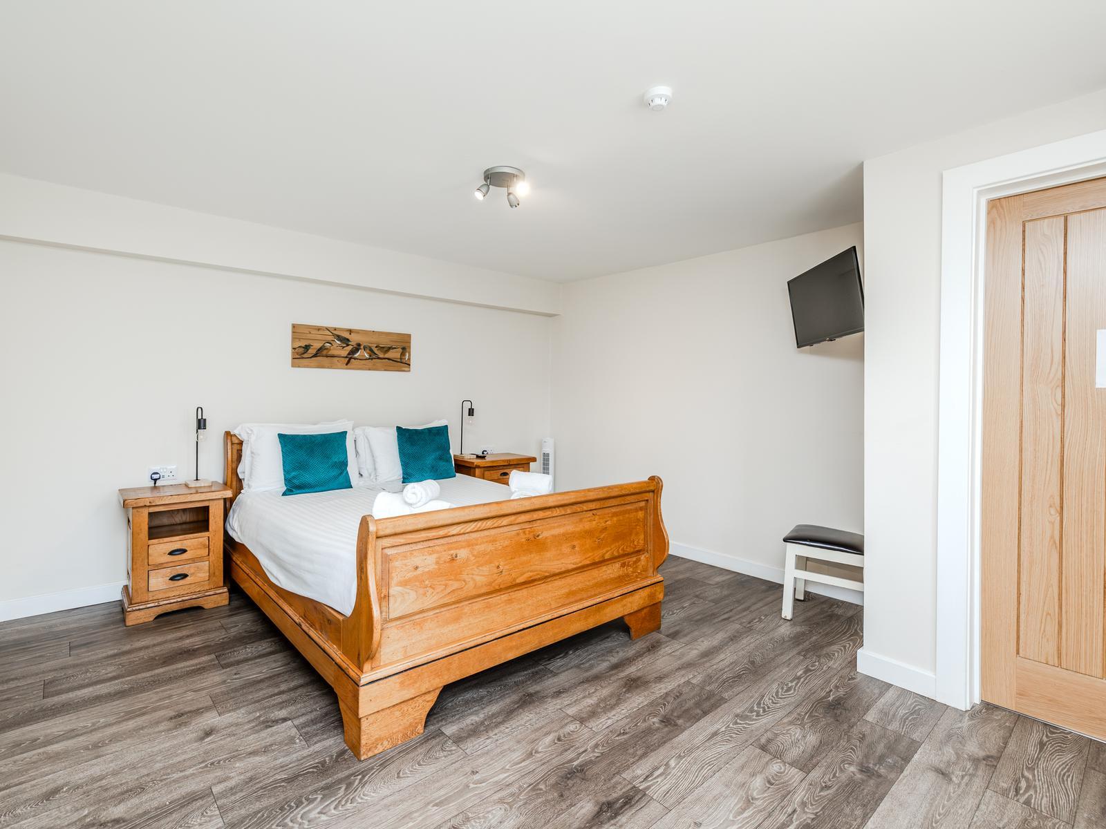 property image-12