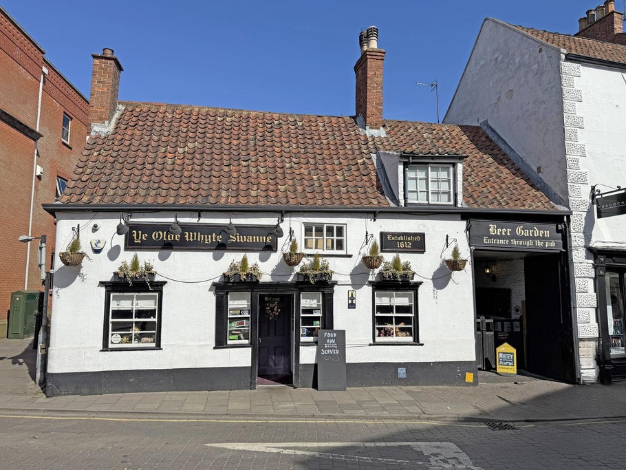 Ye Olde Whyte Swanne