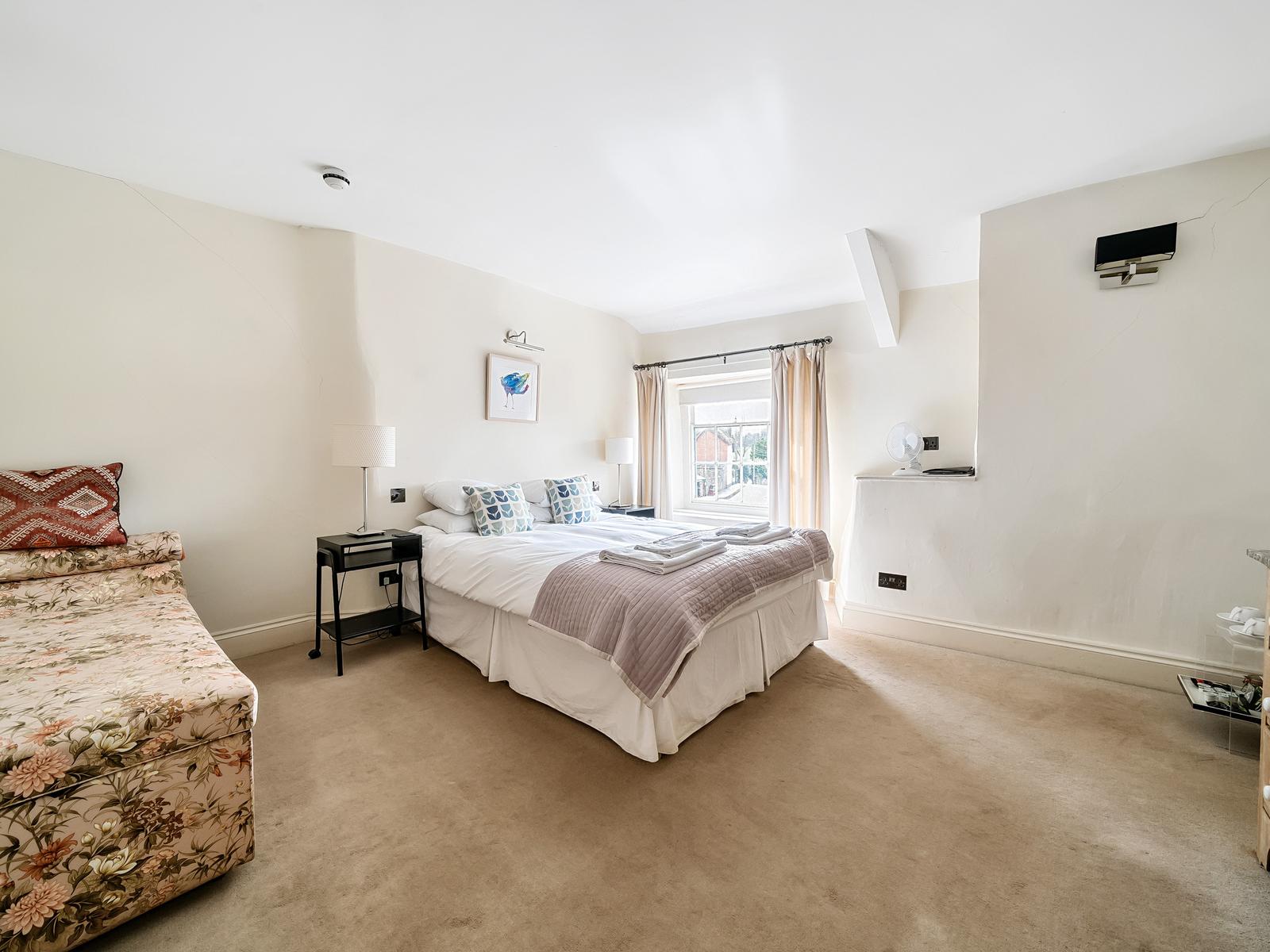 property image-12