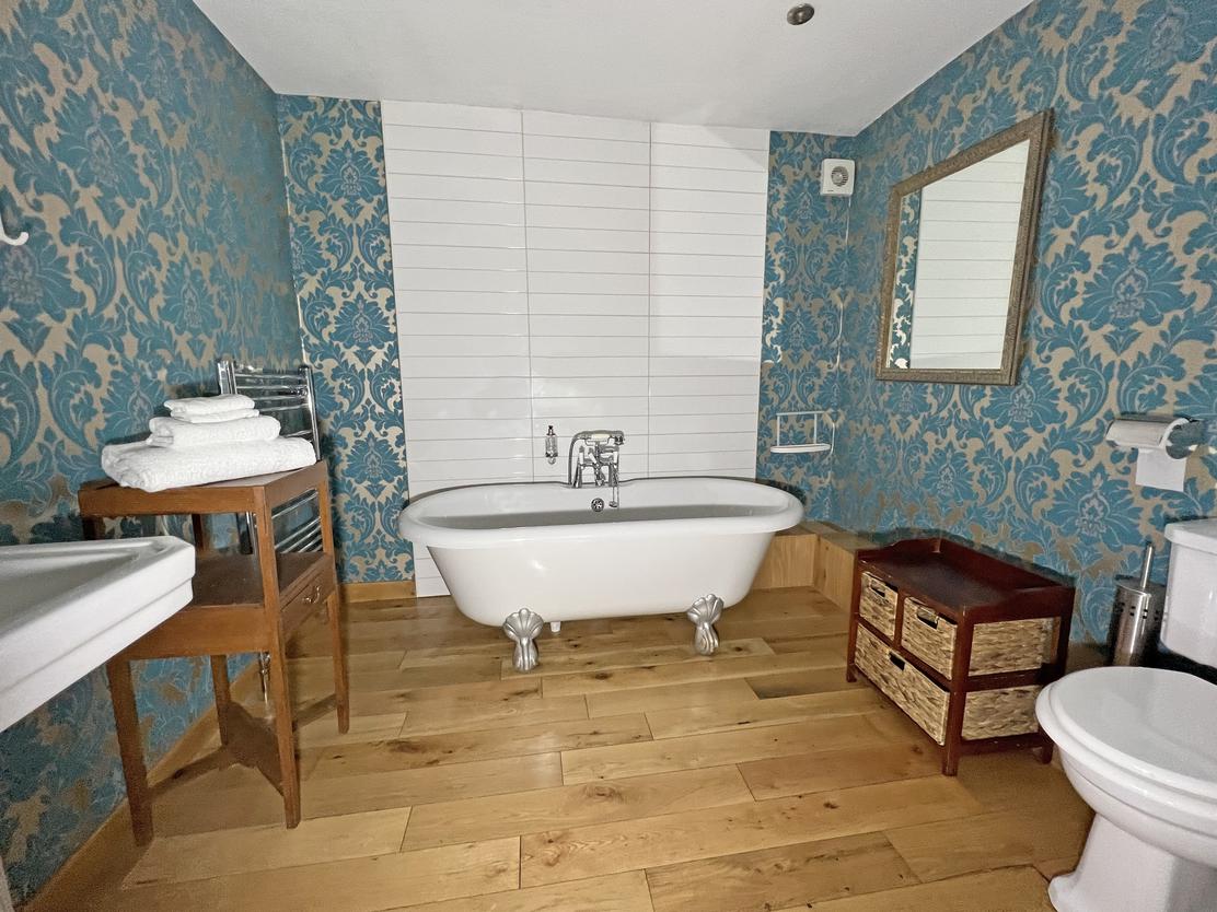 property image-19