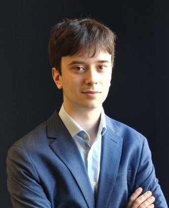 Néstor López