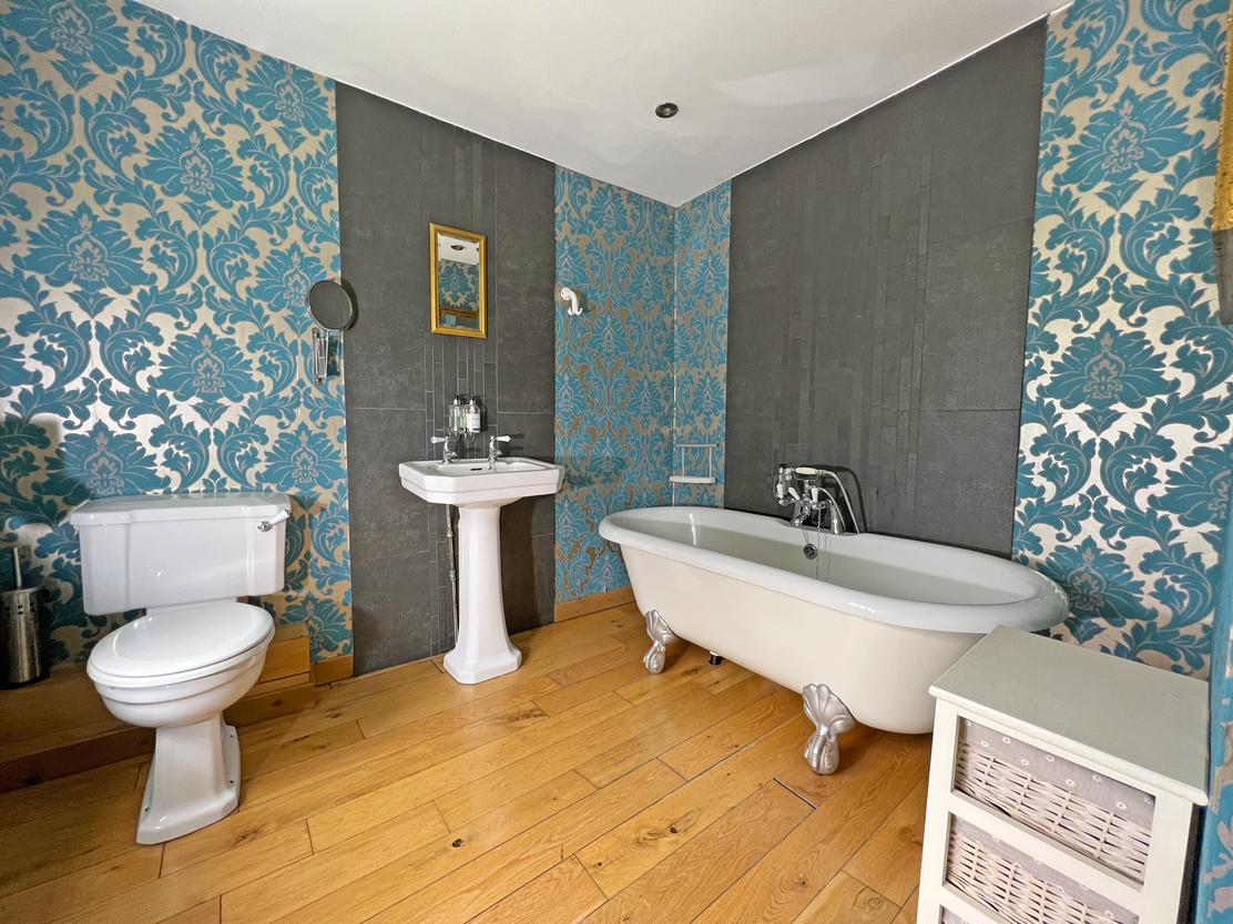 property image-17