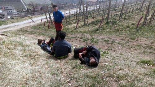 Corso motosega 2022 - piccola pausa di riposo per alcuni alunni