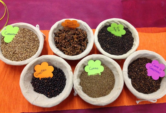 Laboratorio: antiparassitari a base di spezie