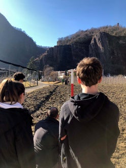 Impianto nuovo meleto, alunni classe III - misurazioni in campo