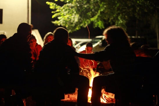 Progetti - La prima nel bosco: tutti attorno al fuoco