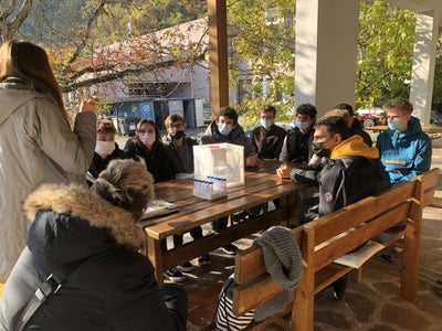 News: gli alunni della classe III in visita al Centro di sperimentazione di Laimburg. approfondimento sulla lotta biologica contro la cimice asiatica