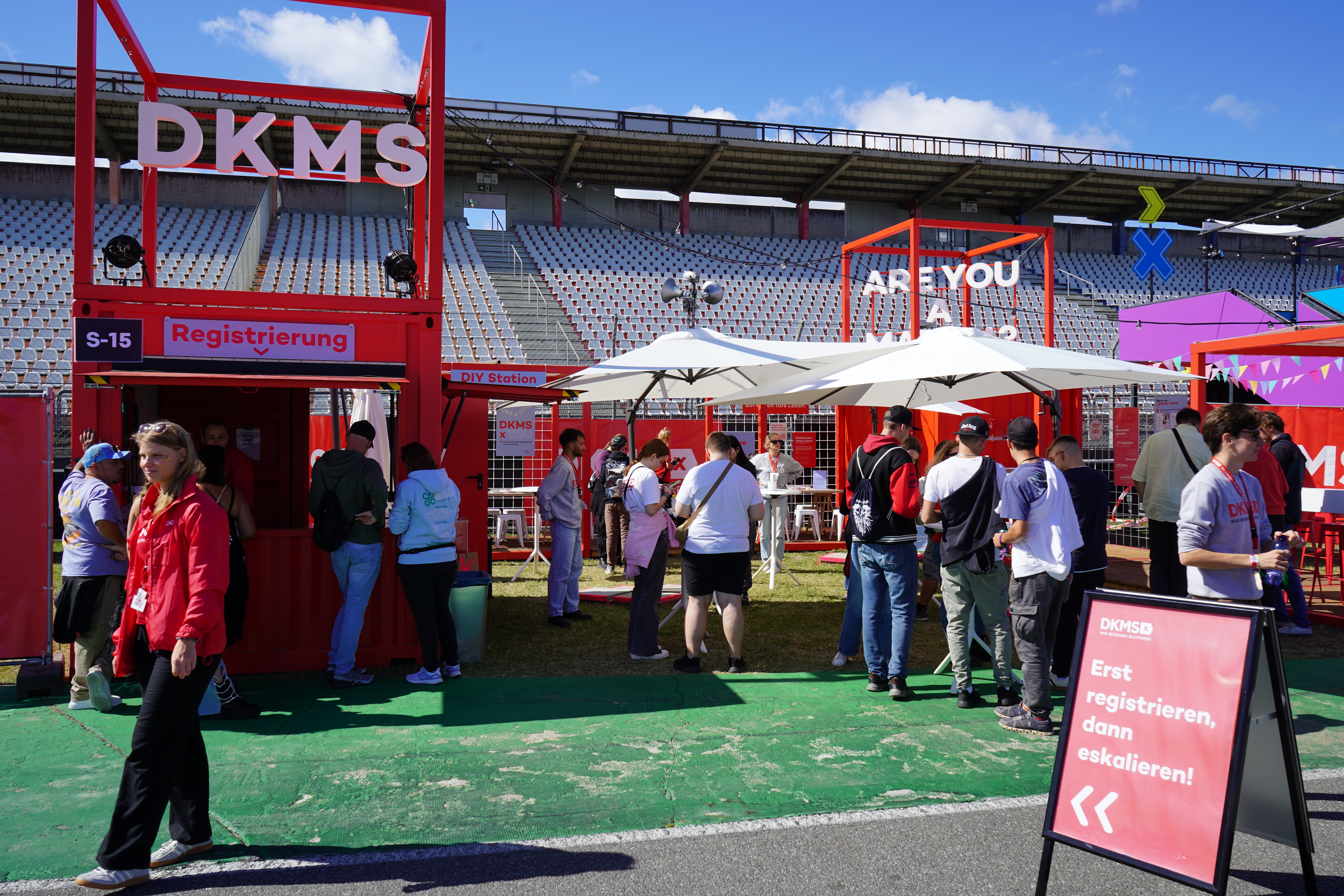 DKMS Area auf dem GLÜCKSGEFÜHLE Festival 2025.