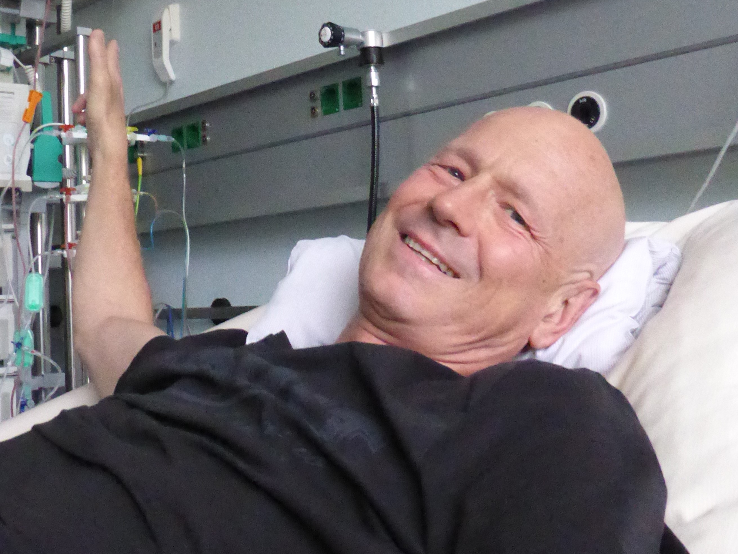 Tag der Transplantation: Wolfgang erhält Oktays Stammzellen

