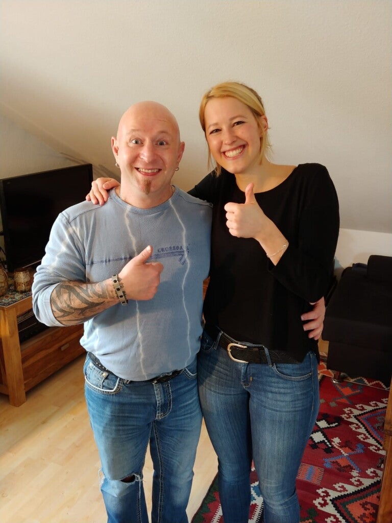 Hagen und Laura beim ersten Treffen