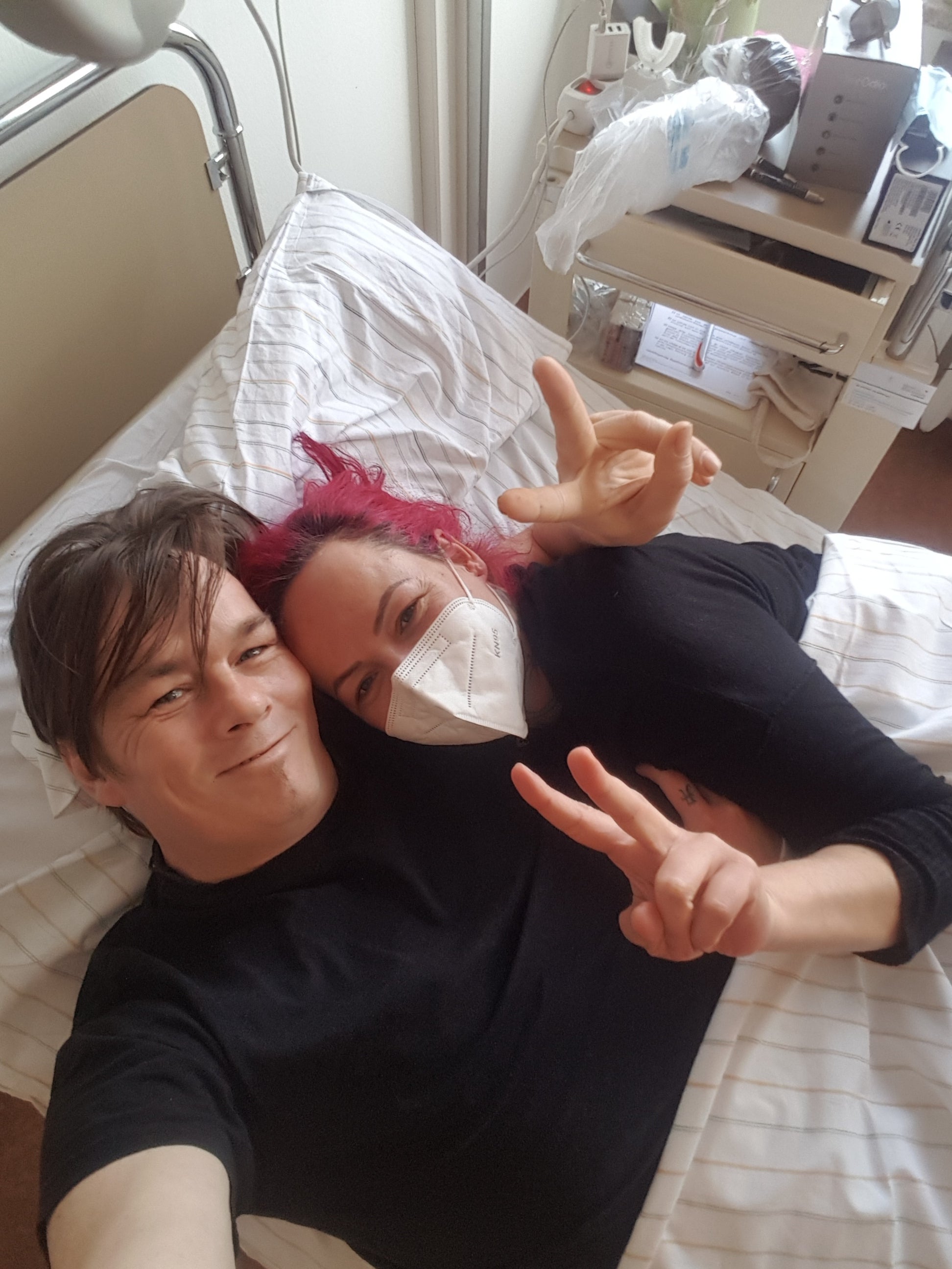 Schubi mit Antje im Krankenhaus