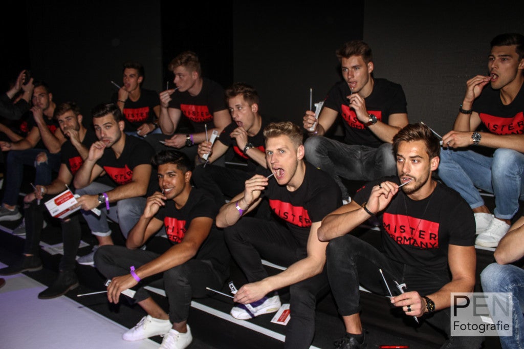 Die Teilnehmer der Mister Germany-Wahl 2019 bei der Registrierung; Foto: PEN Fotografie