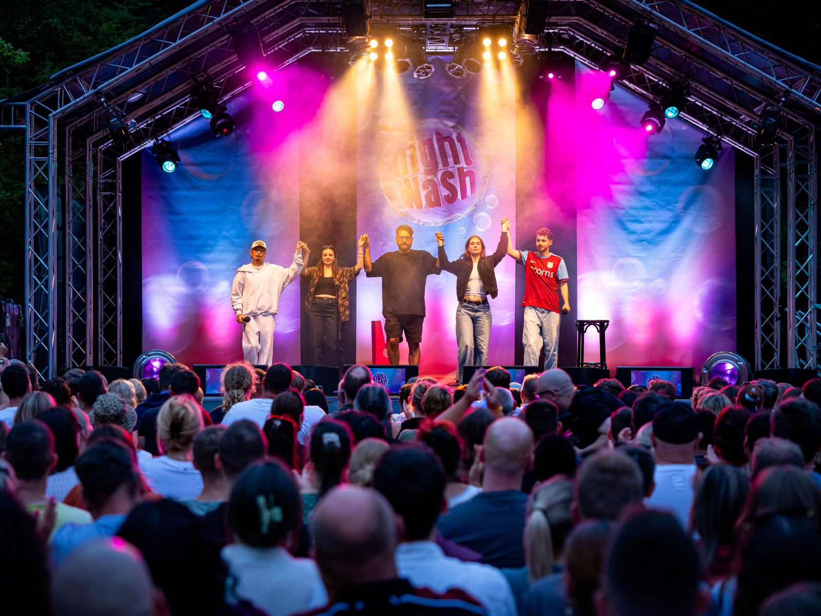 Tony Bauer, Maria Clara Groppler, Amir Shahbaz, Josepha Walter und Fabian Lampert mit dem beliebten Comedy-Format NightWash