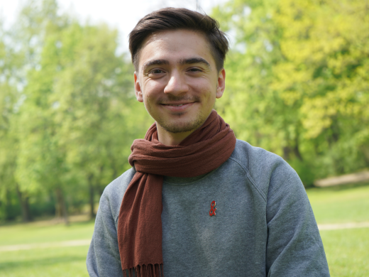 Schauspieler Ivo Kortlang engagiert sich als Unterstützer für die DKMS 