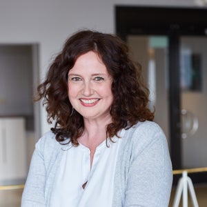 Portraitfoto Pamela Kölbl