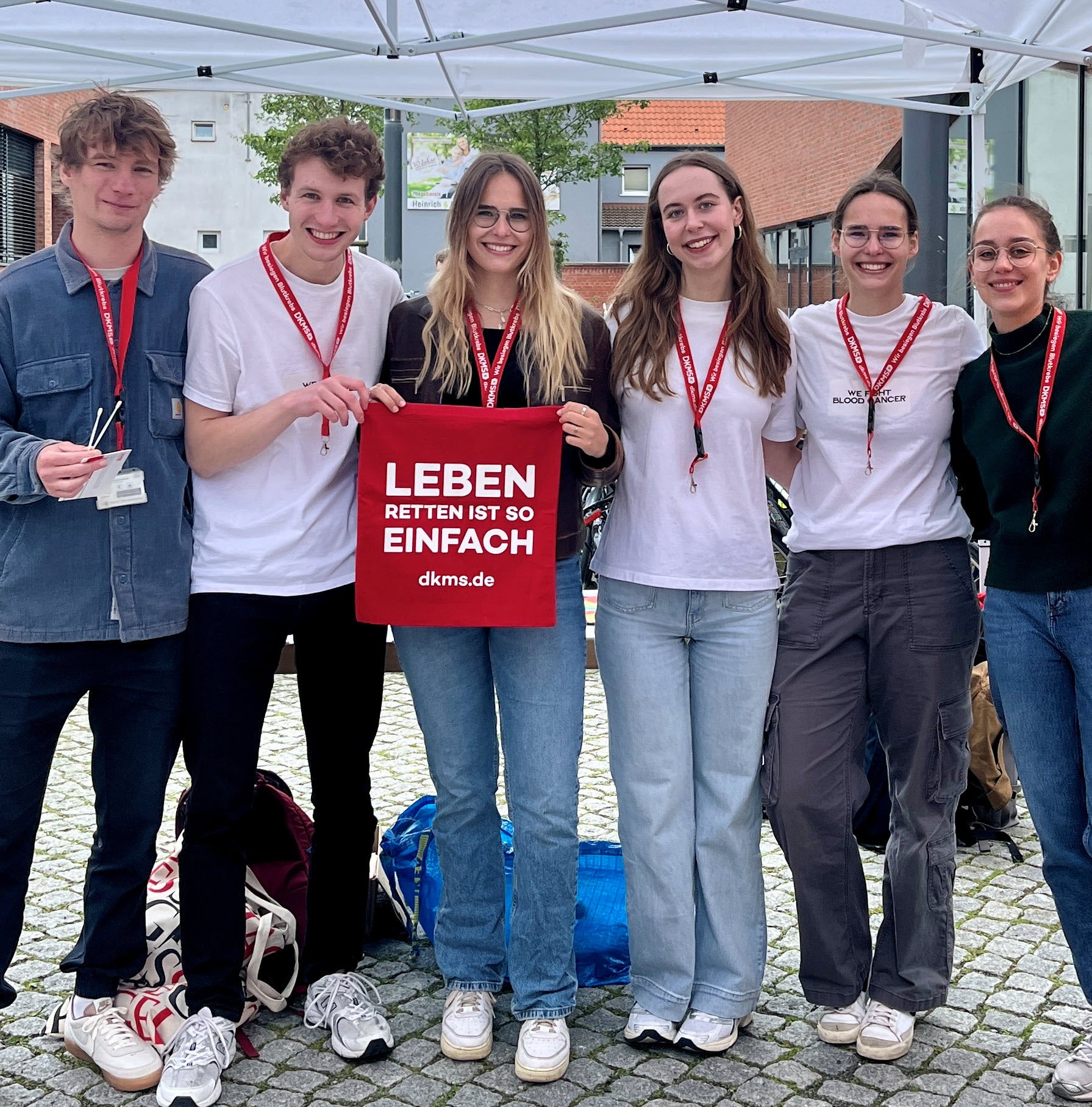 Student:innen werben für die Registrierung als Stammzellspender:in