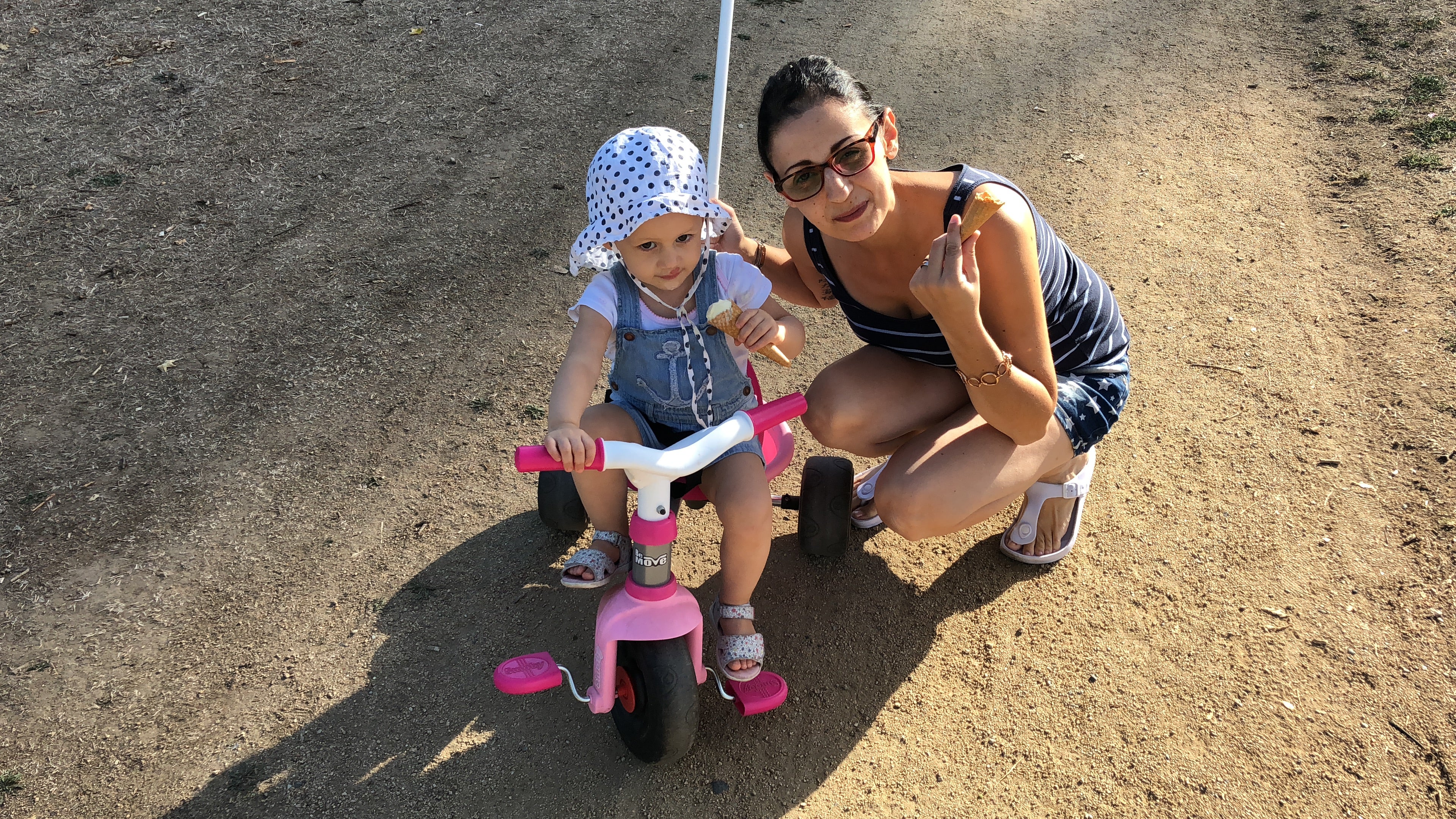 Clara mit ihrer verstorbenen Mama Antonella