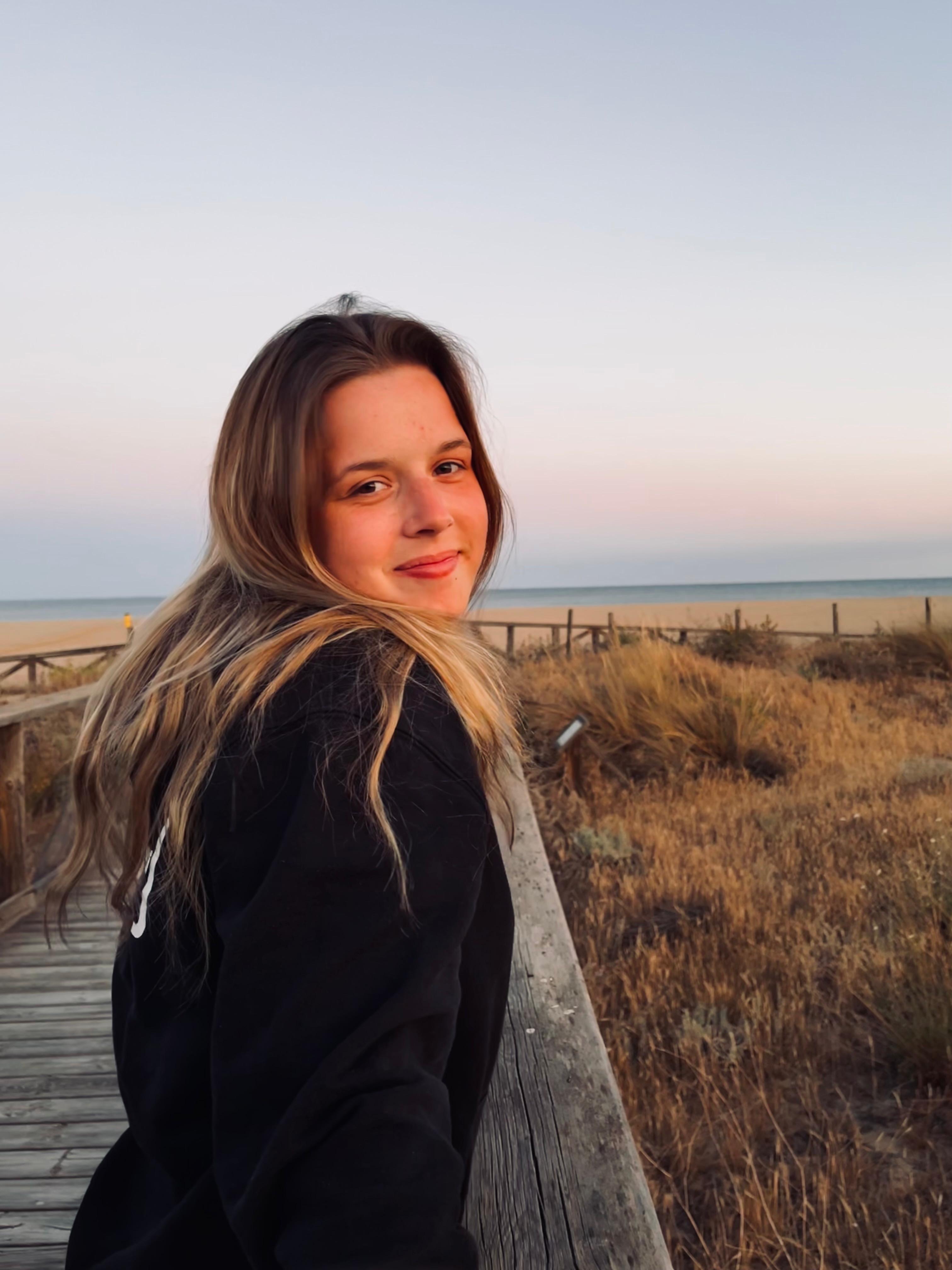 Patientin Julia am Strand 